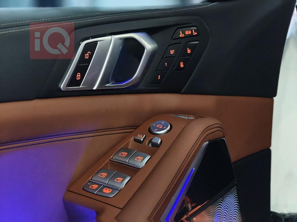 بي ام دبليو X7